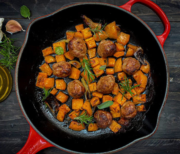 Zucca al forno con polpette di salsiccia
