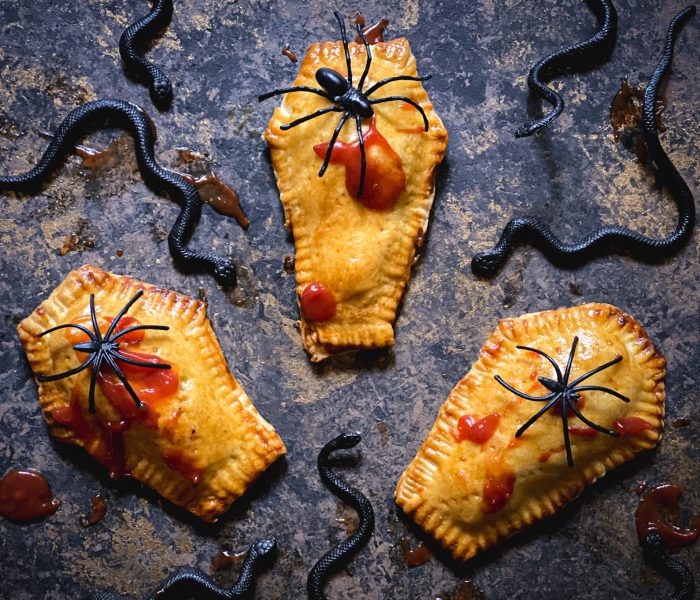 Halloween hand  pies: le tortine salate paurosamente gustose