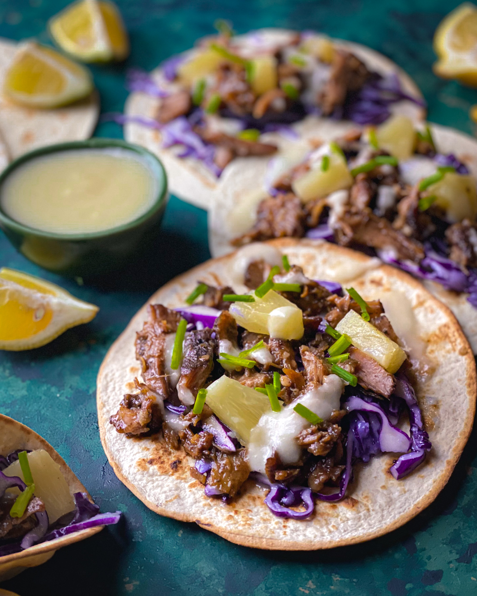 Tacos con pulled pork orientale e maionese all’ananas